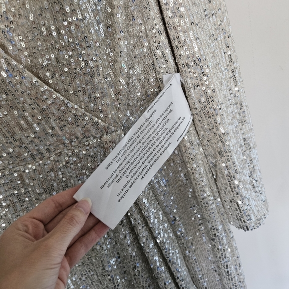 Ieena for Mac Duggal Silver Sequin High Slit Ruffle Formal Gown NWOT Size 10 - Picture 9 of 16